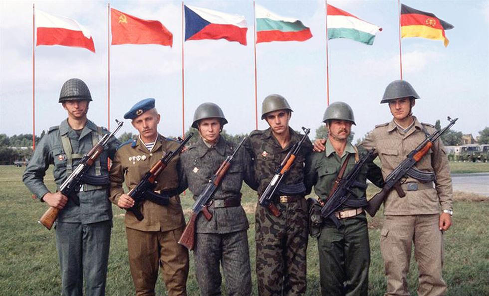 Солдаты стран ОВД на учениях, 1980-е гг.