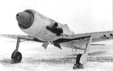 Ta.152V-7 - прототип Ta.152C-0 2.jpg