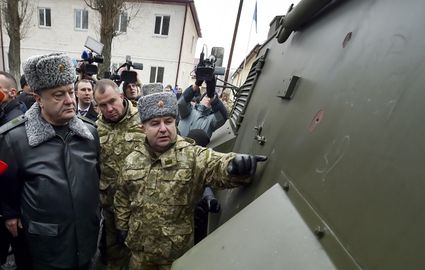 Посещение Президентом учебного центра Национальной гвардии Украины, 13 февраля 2015 года14.jpg