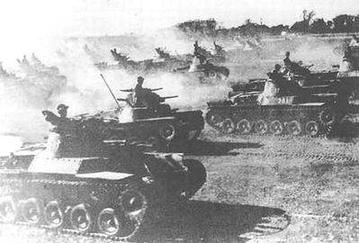 Type 95 tanks and type 97 tanks of the Chiba Tank School during exercises (1940).jpg