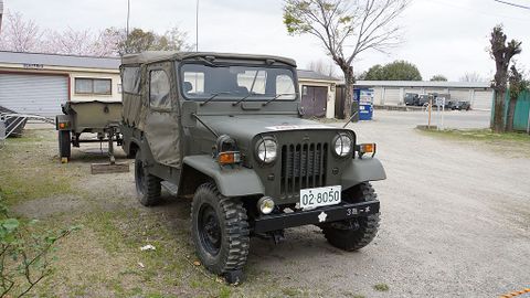 JGSDF Type 73 Light Truck(02-8050) right front view at Camp Okubo April 3, 2016.jpg
