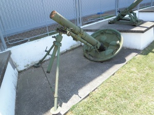 800px-120 mm regimental mortar M1943.jpg