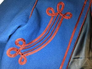 Detalle tombeau chaqueta Zuavo Carlista.jpg
