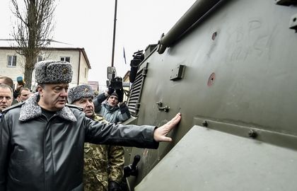 Посещение Президентом учебного центра Национальной гвардии Украины, 13 февраля 2015 года15.jpg