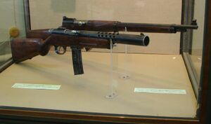 Пистолет-пулемёт Токарева (1927).jpg