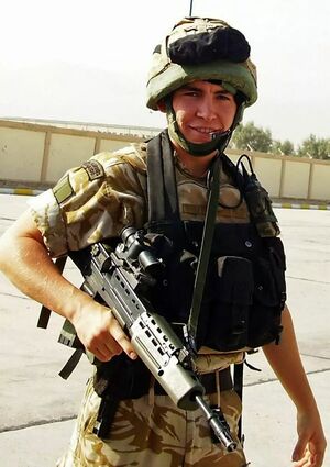 PAY-Royal-Marine-Andy-Grant-who-lost-a-leg-after-being-caught-in-a-bomb-blast-in-Afghanistan.jpg