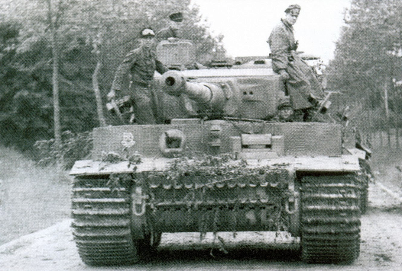 Почему великая германия. Тигр 101 тяжелого танкового батальона СС. Тяжелый танк PZ vi “тигр”. Танк тигр ВОВ.