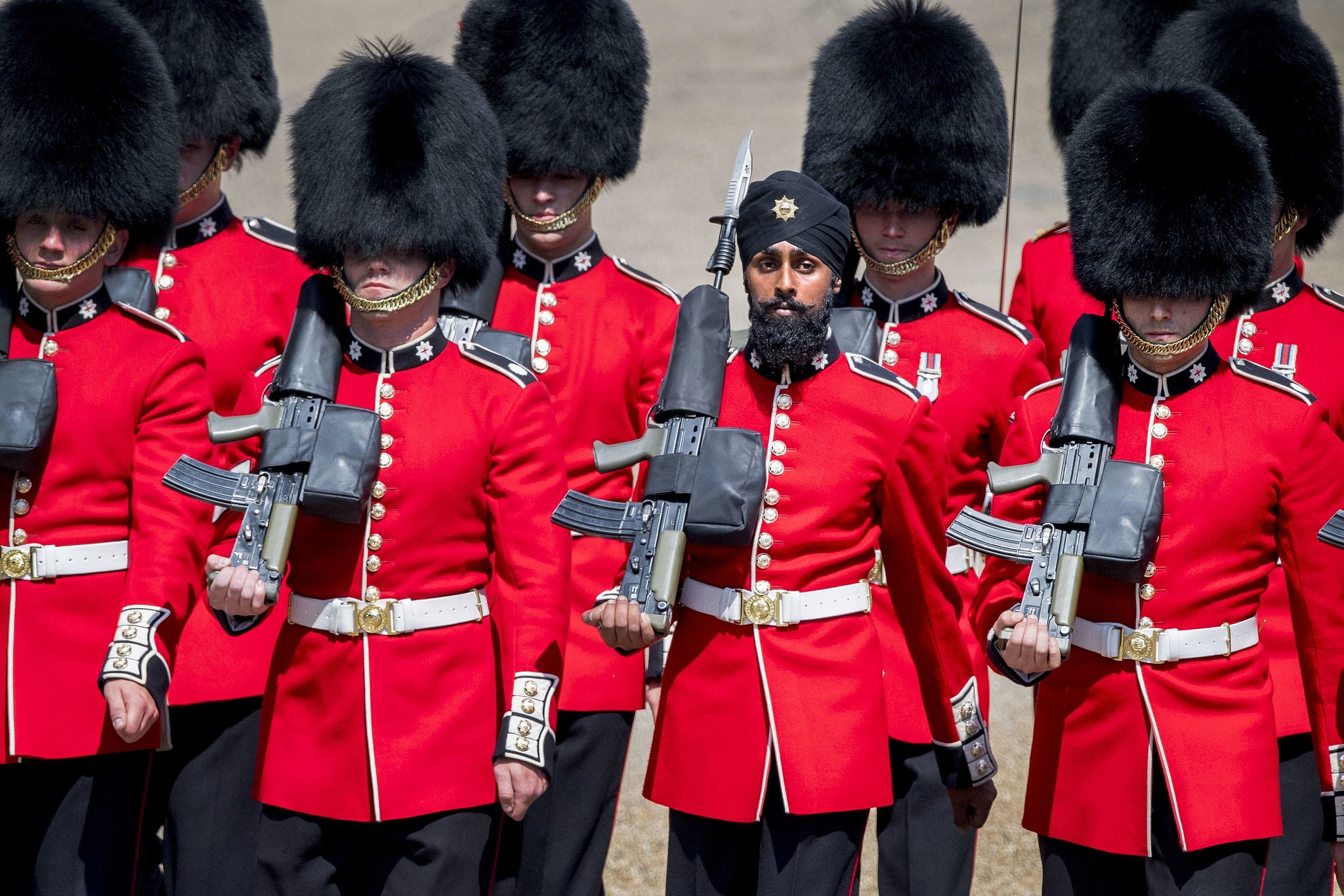 Сикх в рядах Гренадерского гвардейского полка, Лондон, 2018 г.