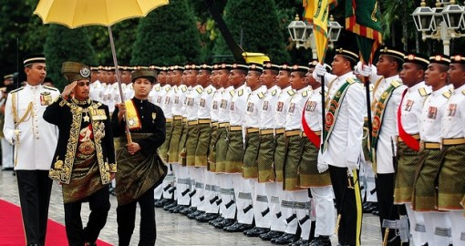 The-king-inspects-the-troops-at-istana-negara.jpg