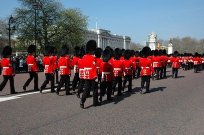 Londres - Palau de Buckingham - Canvi guàrdia.JPG.jpg