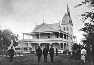 Royal Palace of Tonga in 1900.jpg