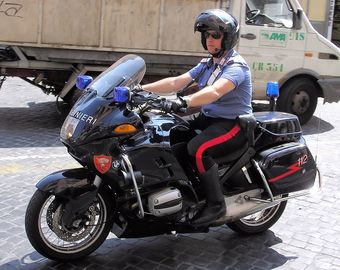 Carabinieri.motorcycle.in.rome.arp.jpg