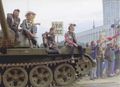 Панки на танке во время попытки госпереворота, Москва, 1991 год.. Кадр из фильма Сны.jpg