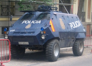 800px-UR-416 Policía Nacional.jpg