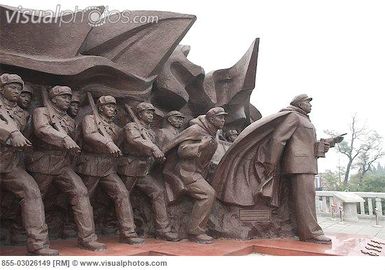 Statue of chinese peoples volunteer army and commander peng dehuaidandongliaoning provincechina 855-03026149.jpg