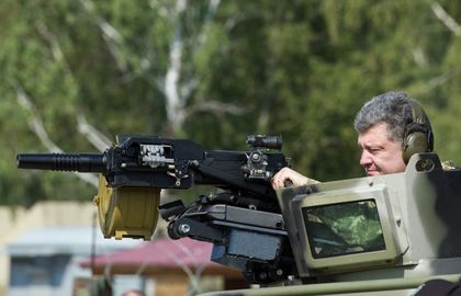 Посещение Президентом Украины Первой оперативной бригады Национальной гвардии, 26 июля 2014 года5.jpg
