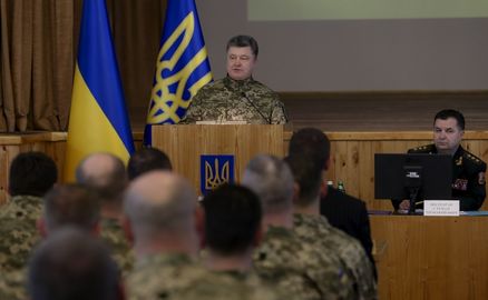 Встреча Президента с командирами бригад и батальонов Вооруженных Сил Украины, 23 марта 2015 года2.jpg