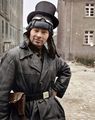 Советский офицер-танкист в цилиндре. Германия, 1945 г..jpg