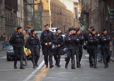 Firenze.Carabinieri01.JPG.jpg