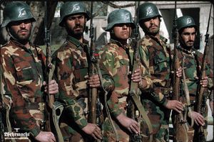 Это курсанты Академии новой исламской армии в Джелалабаде, Афганистан, 1994 год..jpg