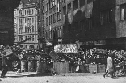 Prague uprising 05.jpg