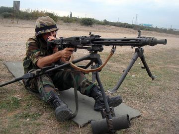 Rheinmetall MG 3 by pakistani defence (19).jpg