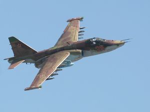 Dlya-borby-s-IGIL-Iran-napravil-tri-shturmovika-Su-251.jpg
