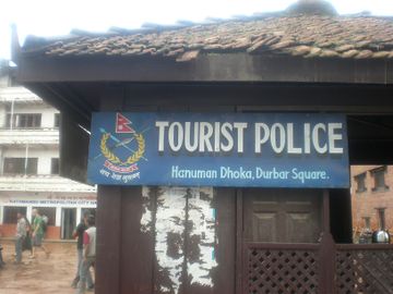 0830 toursit police.jpg