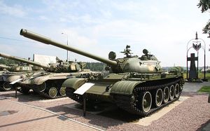 800px-T-34 Tank History Museum (81-26).jpg