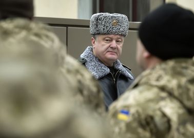 Посещение Президентом учебного центра Национальной гвардии Украины, 13 февраля 2015 года3.jpg