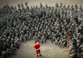 Санта Клаус выступает перед американскими солдатами.jpg