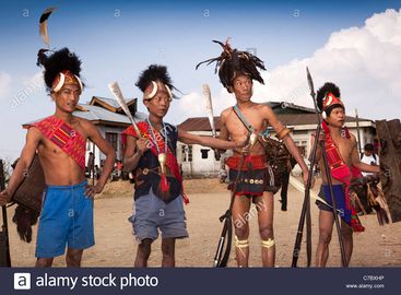 India-nagaland-longwa-four-konyak-naga-warriors-in-traditional-dress-C7BXHP.jpg