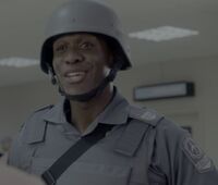 Служба безопасности в 1-й серии 3-го сезона черного зеркала 7.jpg