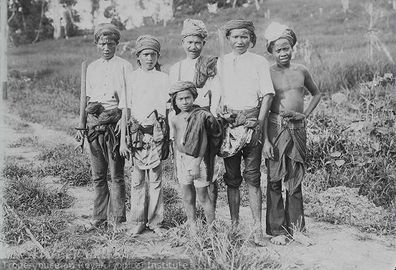 Aceh Weapon Perlak 1901 teenage.jpg