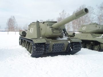 Советская самоходно-артиллерийская установка ИСУ-152.jpg