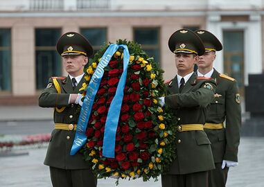 Belarusian Honor Guards.jpg