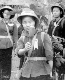 Female-viet-cong-soldiers-24.jpg