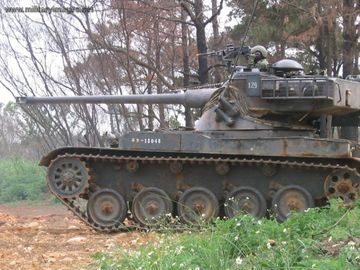 AMX-13 SM-1 5.jpg