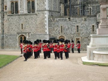Windsor Guard Change arrival.JPG.jpg