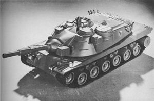 Внешне и по своему устройству XM803 был практически идентичен поздней модели MBT-70 в американском варианте реализации (на фото).jpg