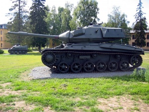800px-Stridsvagn 74.jpg