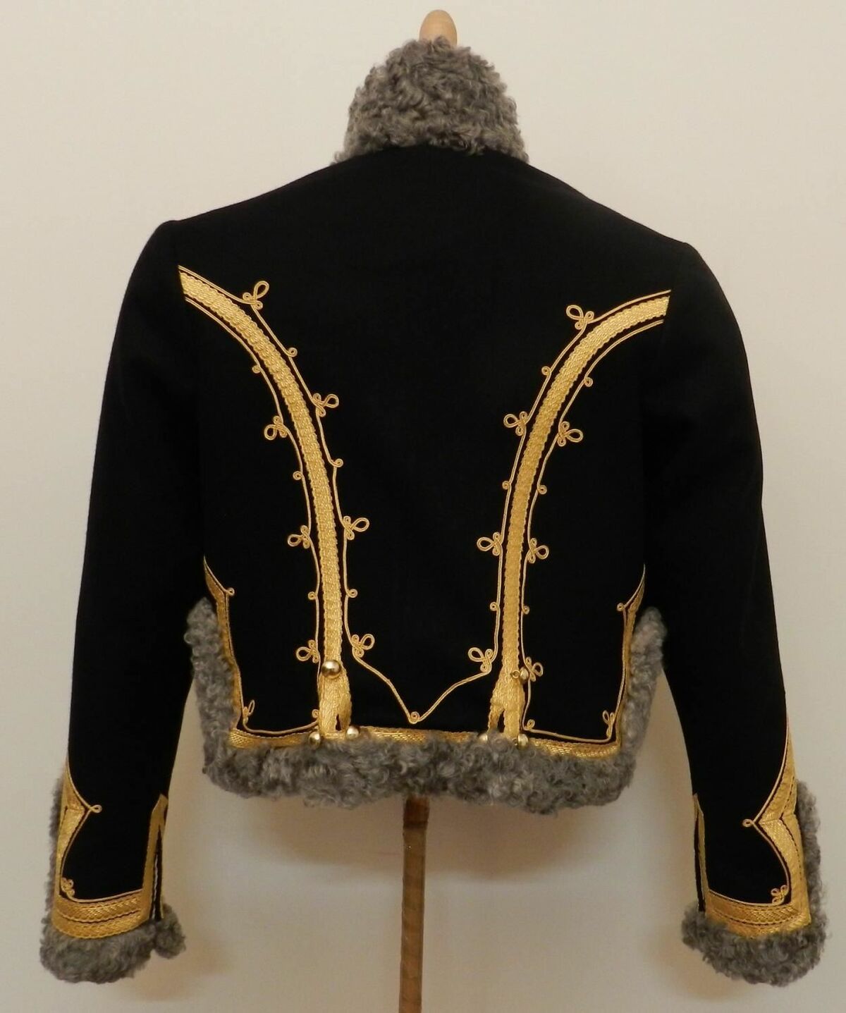 Ментик Гусарский. Ментик. Hussar's Pelisse Coat.