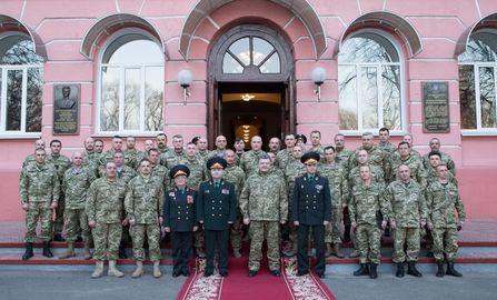 Встреча Президента с командирами бригад и батальонов Вооруженных Сил Украины, 23 марта 2015 года0.jpg