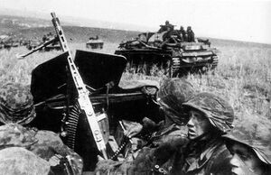 2-я танковая дивизия СС «Дас Райх» на подступах к Курску, июль 1943..jpg