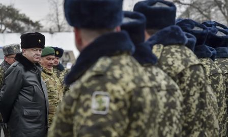 Вручение пограничникам современной спецтехники для выполнения боевых задач в зоне АТО, 14 февраля 2015 года1.jpg