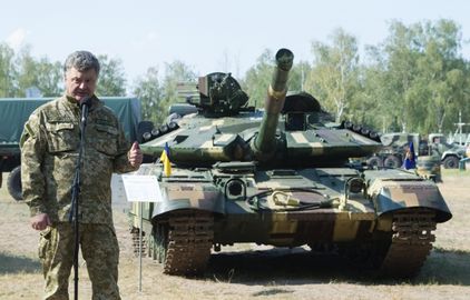 Посещение Президентом Украины Первой оперативной бригады Национальной гвардии, 26 июля 2014 года14.jpg