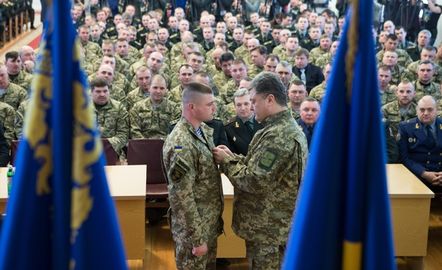Встреча Президента с командирами бригад и батальонов Вооруженных Сил Украины, 23 марта 2015 года8.jpg