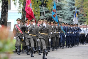 Воїни роти Почесної варти Міністерства оборони України (33146682925).jpg