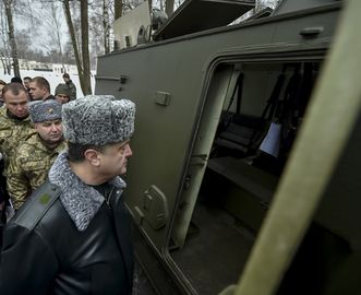 Посещение Президентом учебного центра Национальной гвардии Украины, 13 февраля 2015 года17.jpg