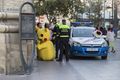Полиция Сарагосы арестовывает человека в костюме Пикачу, октябрь 2016 г..jpg